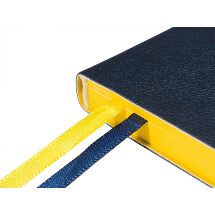 Ежедневник недатированный А5 Boston, темно-синий (желтый обрез)