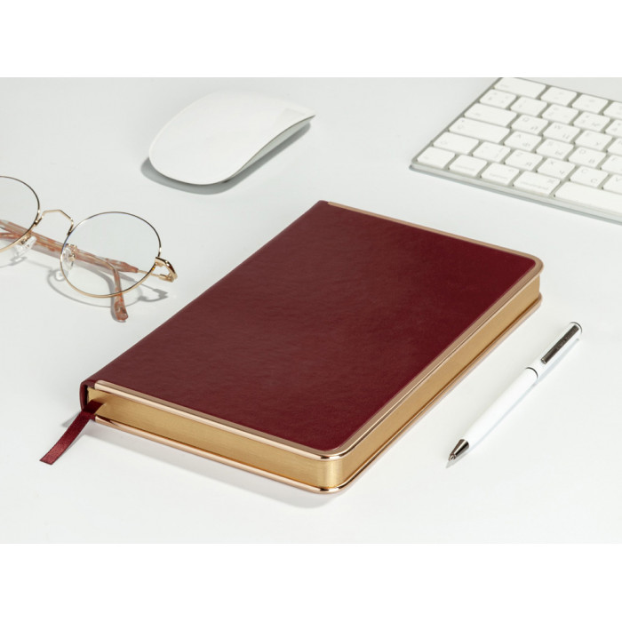 Ежедневник А5 недатированный Chelsea, бордовый (золотистый кант и срез)