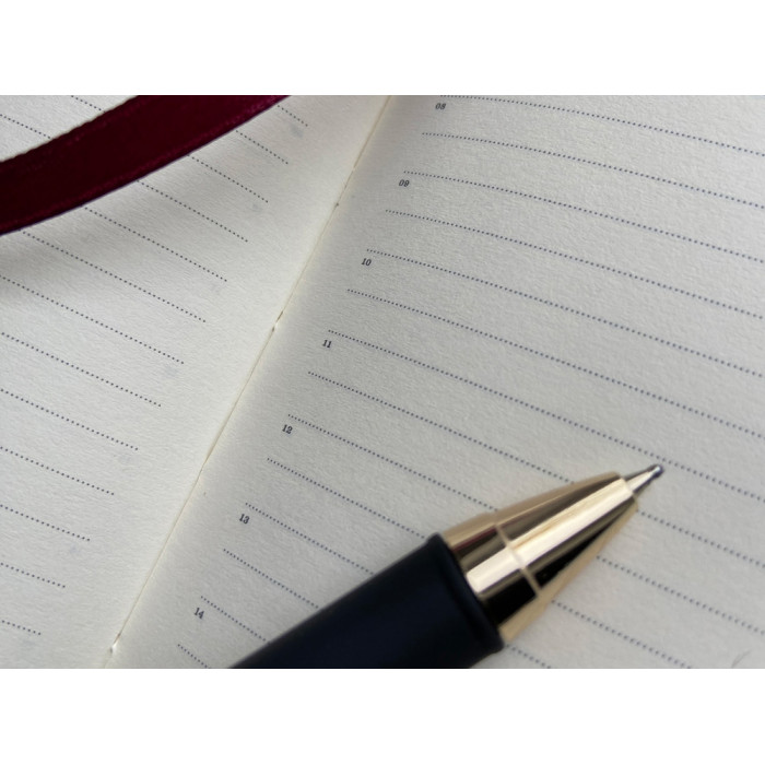 Ежедневник недатированный A5 Chelsea, черный (золотистый кант и срез)