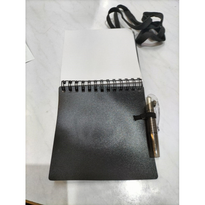 Блокнот А6 Журналист с ручкой, черный (Р)